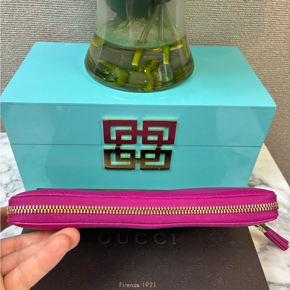 Gucci Dark Pink Fuchsia Pebbled Leather Large Organizer Wallet - NWOT Authentic - Picture 5 of 14